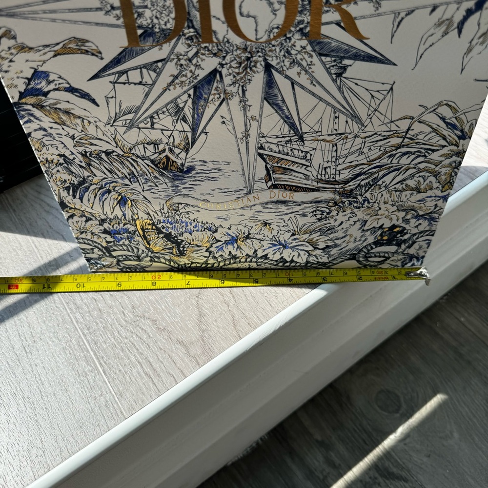 Dior Designer Shopping Bag Limited Edition - Picture 8 of 10